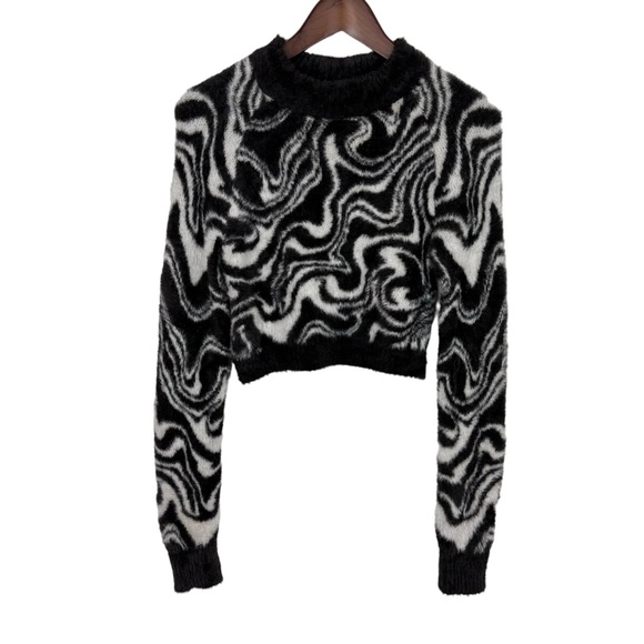 Urban Outfitters Sweaters - Urban Outfitters Brown White Cropped Fuzzy Sweater Women's Small